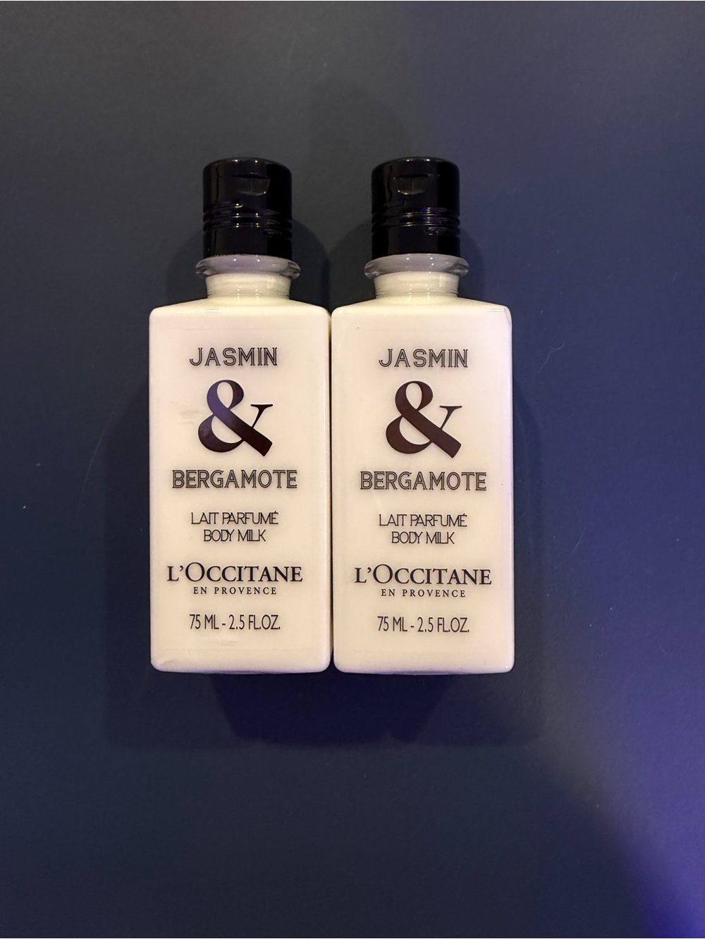 L'OCCITANE Jasmin & Bergamote Body Milk Lotion - White & Black